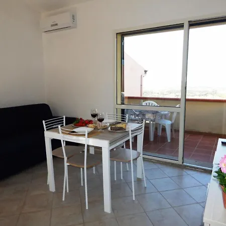 Casa Ventana Lejlighed Badesi